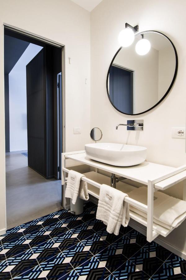 Toraldo Suites - Dimore Partenopee Napels Buitenkant foto