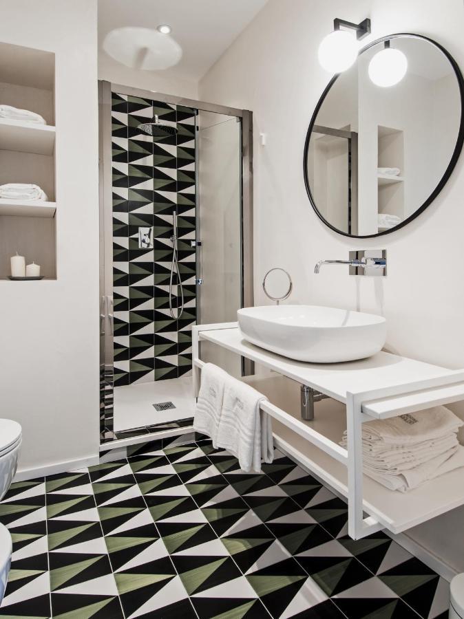Toraldo Suites - Dimore Partenopee Napels Buitenkant foto